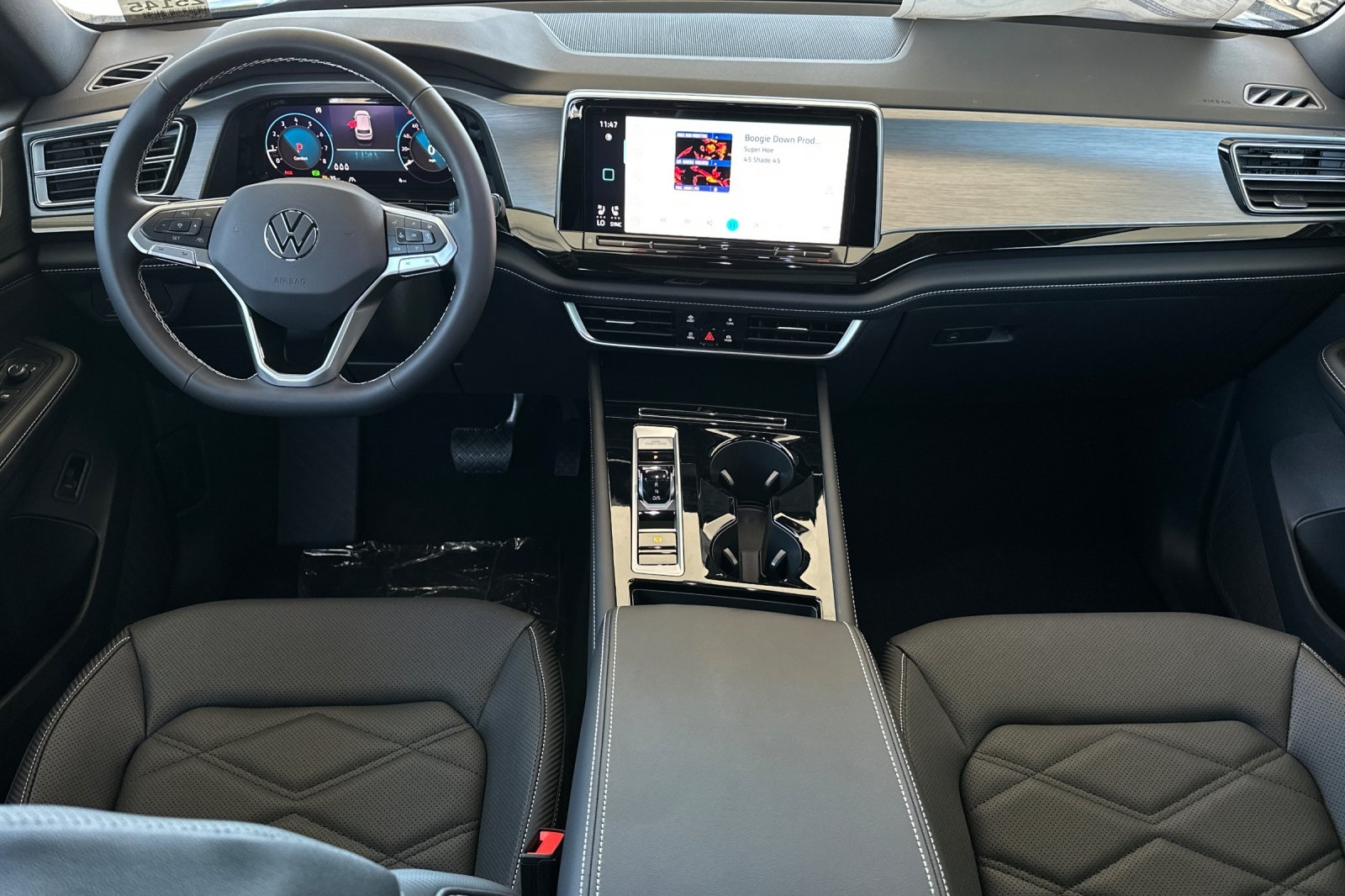 2026 Volkswagen Atlas Cross Sport SE Technology photo 11