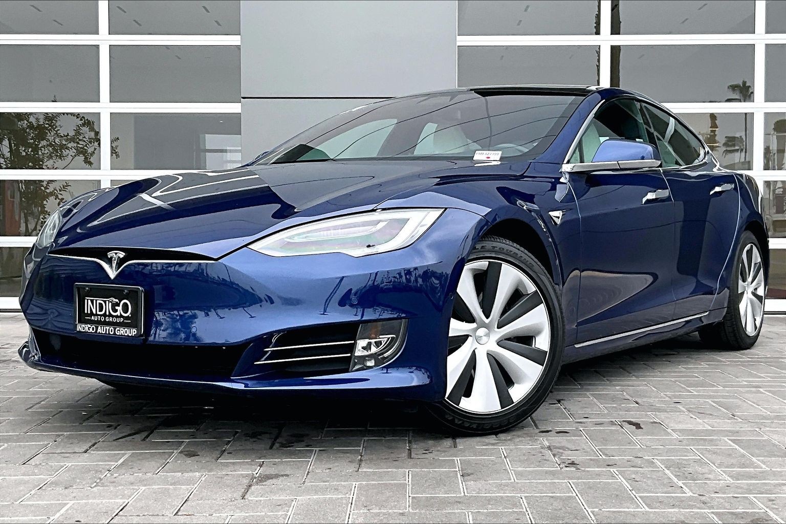 2021 Tesla Model S Long Range Plus's photo
