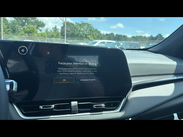 2026 Chevrolet Equinox LT photo 18