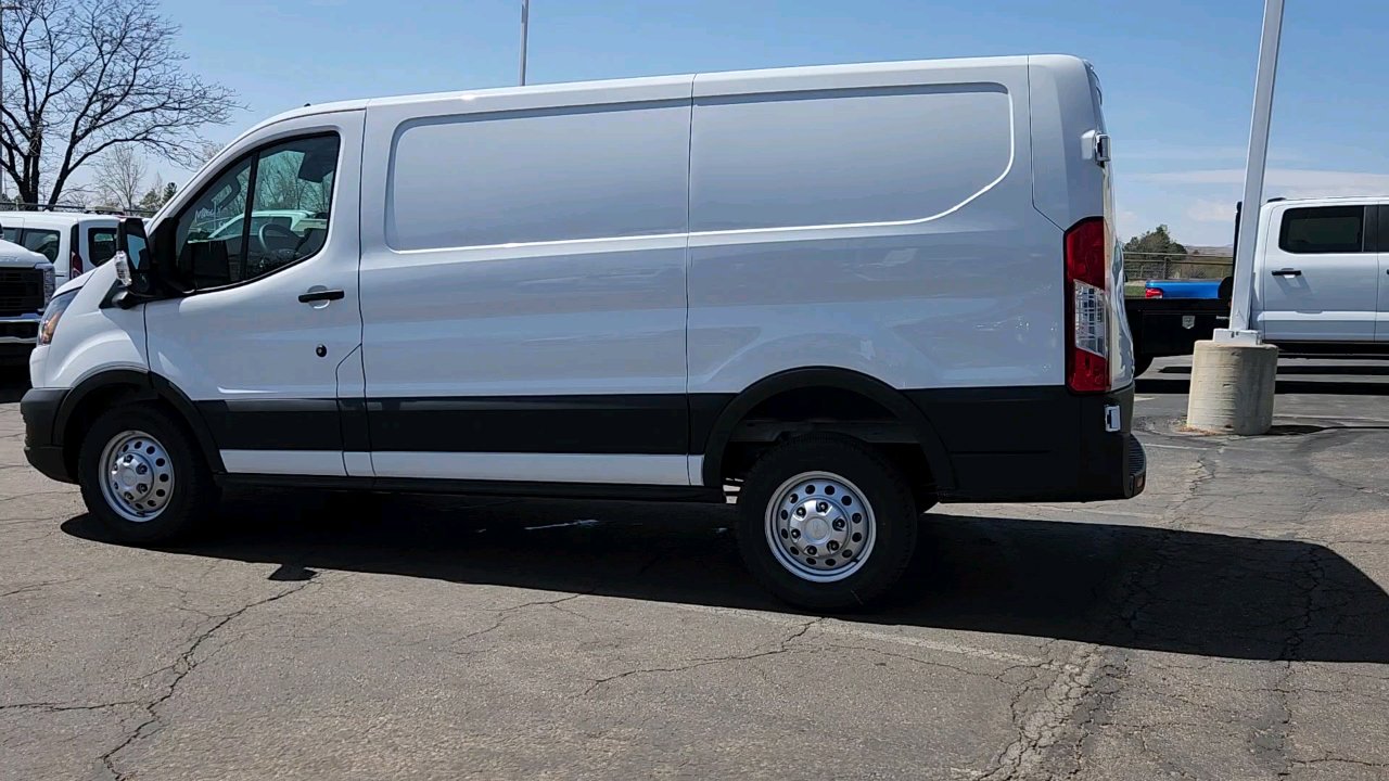 2025 Ford Transit Cargo Van photo 4