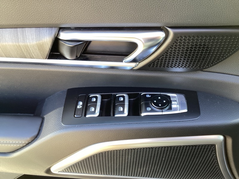 2024 Kia Telluride EX photo 21