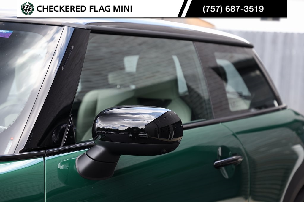 2025 Mini Cooper S Iconic photo 12