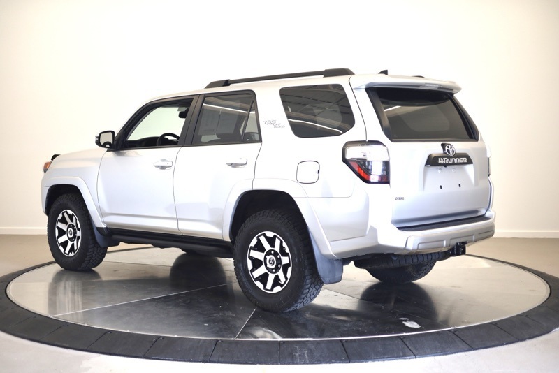 2022 Toyota 4Runner TRD Off-Road Premium Sport photo 3
