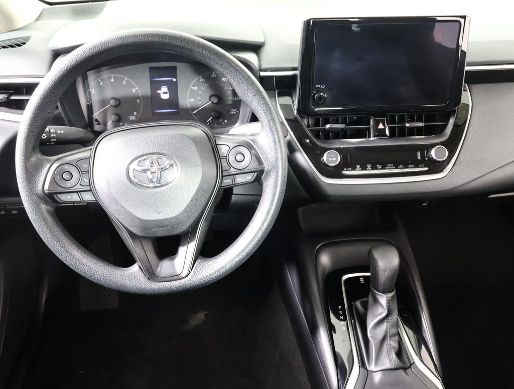 2024 Toyota Corolla LE photo 10