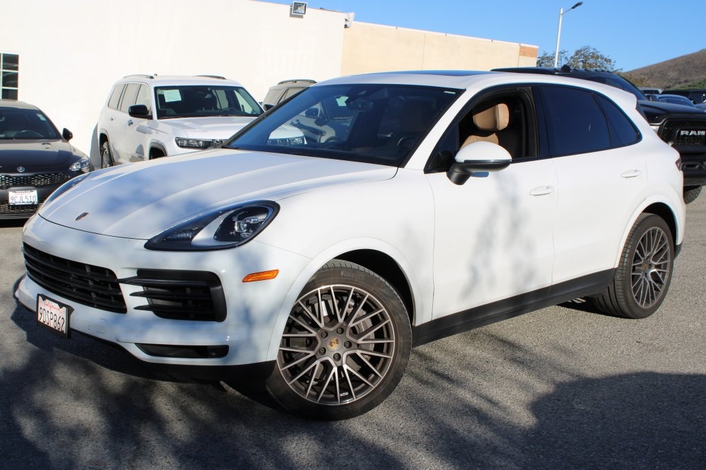 2021 Porsche Cayenne Base's photo