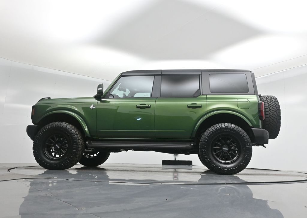 2025 Ford Bronco Outer Banks photo 50