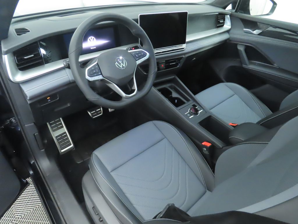 2025 Volkswagen Tiguan SE R-Line Black photo 9