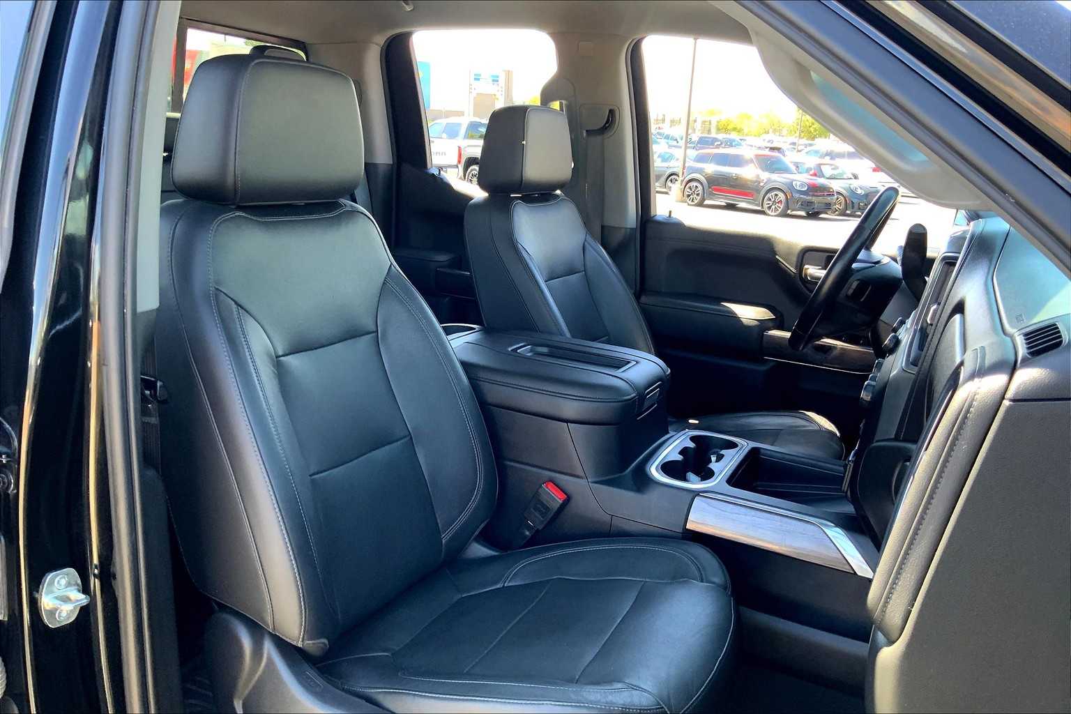 2019 Chevrolet Silverado 1500 LTZ photo 7
