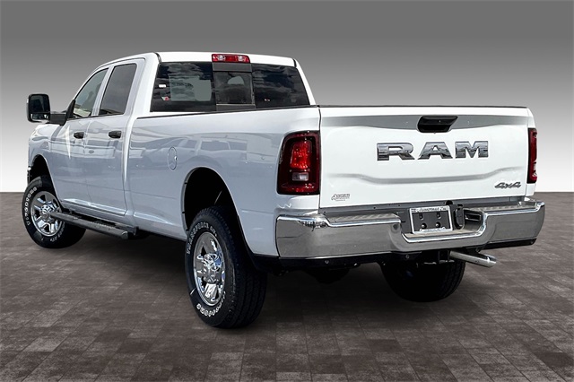 2025 Ram 2500 Tradesman photo 3