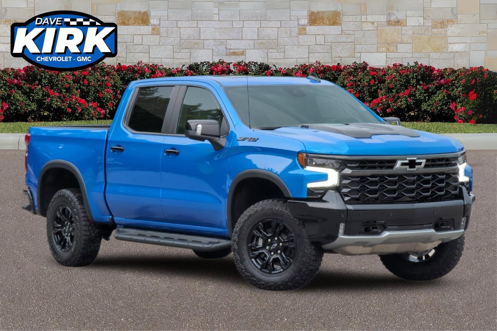 2025 Chevrolet Silverado ZR2's photo