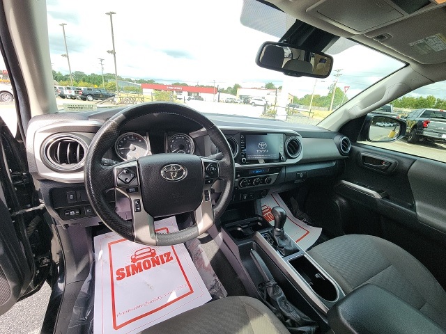 2022 Toyota Tacoma SR5 V6 photo 14