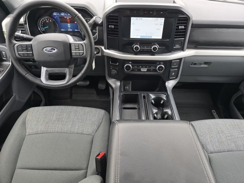 2023 Ford F-150 XLT photo 4