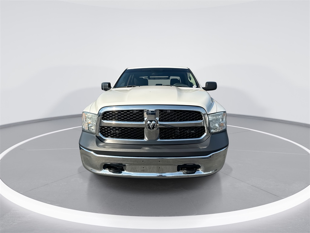 2020 Ram 1500 Classic photo 3