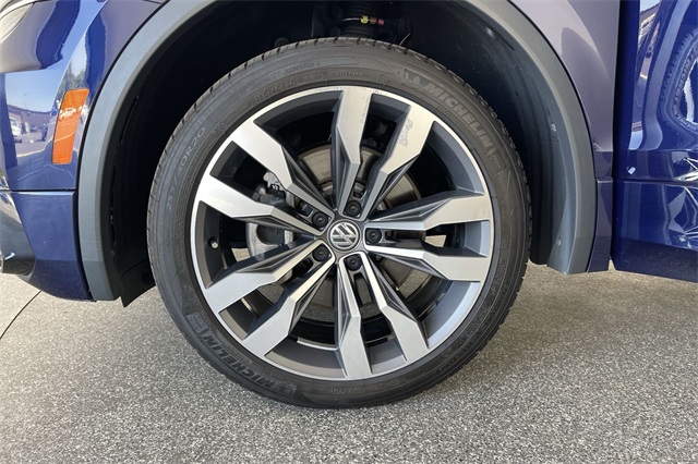2021 Volkswagen Tiguan SEL Premium R-Line photo 43