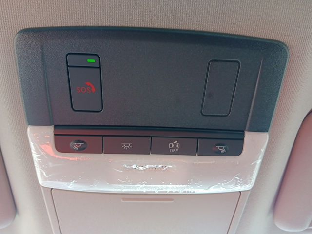 2025 Nissan Sentra SV photo 14