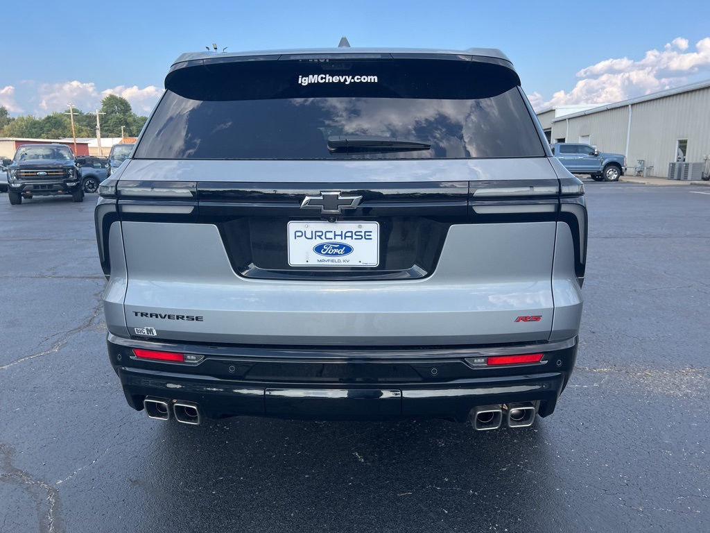 2024 Chevrolet Traverse RS photo 3