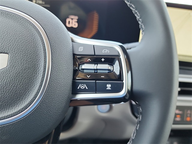 2025 Kia Sorento S photo 21