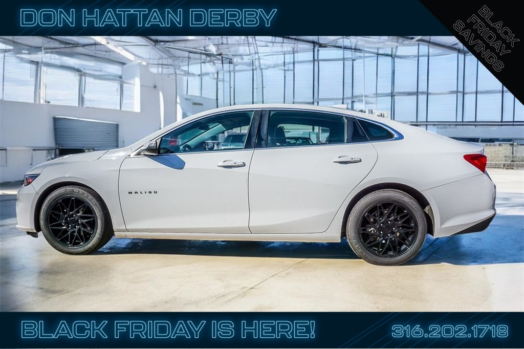 Used 2018 Chevrolet Malibu 1LT with VIN 1G1ZD5ST0JF129413 for sale in Augusta, KS