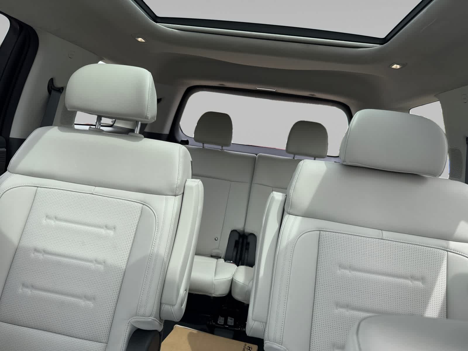2026 Hyundai Santa Fe Calligraphy photo 12