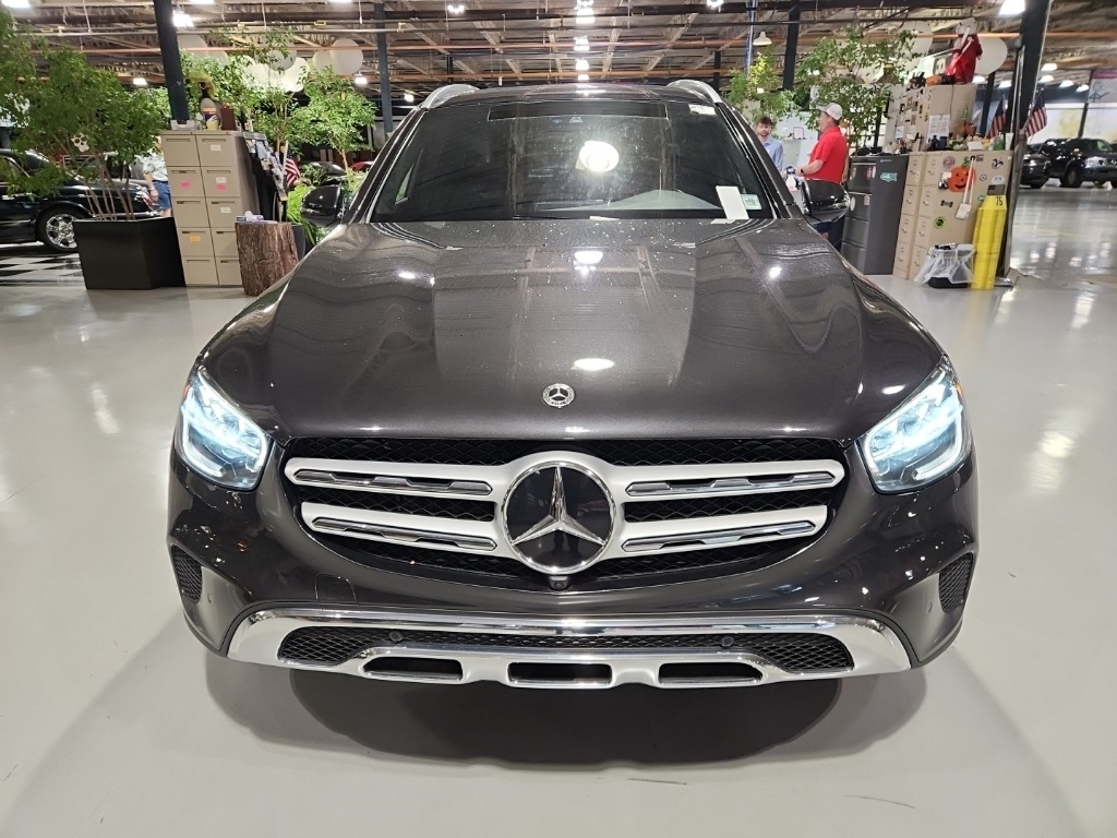 2022 Mercedes Benz GLC 300 4MATIC photo 2