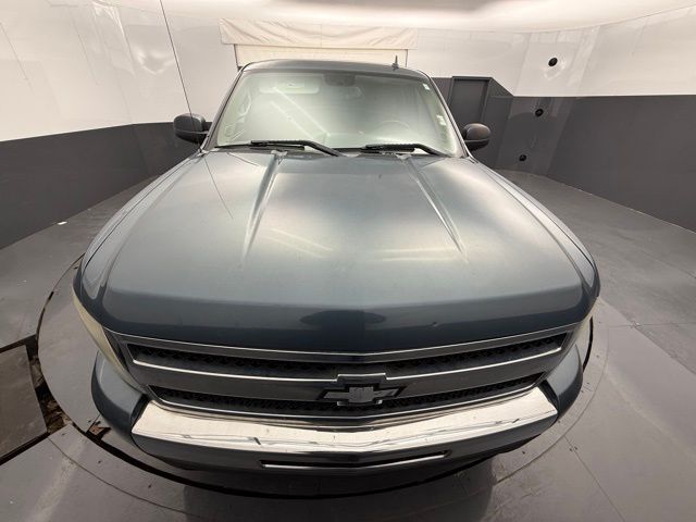 Used 2011 Chevrolet Silverado 1500 LT with VIN 1GCRKSE34BZ189606 for sale in Muncie, IN