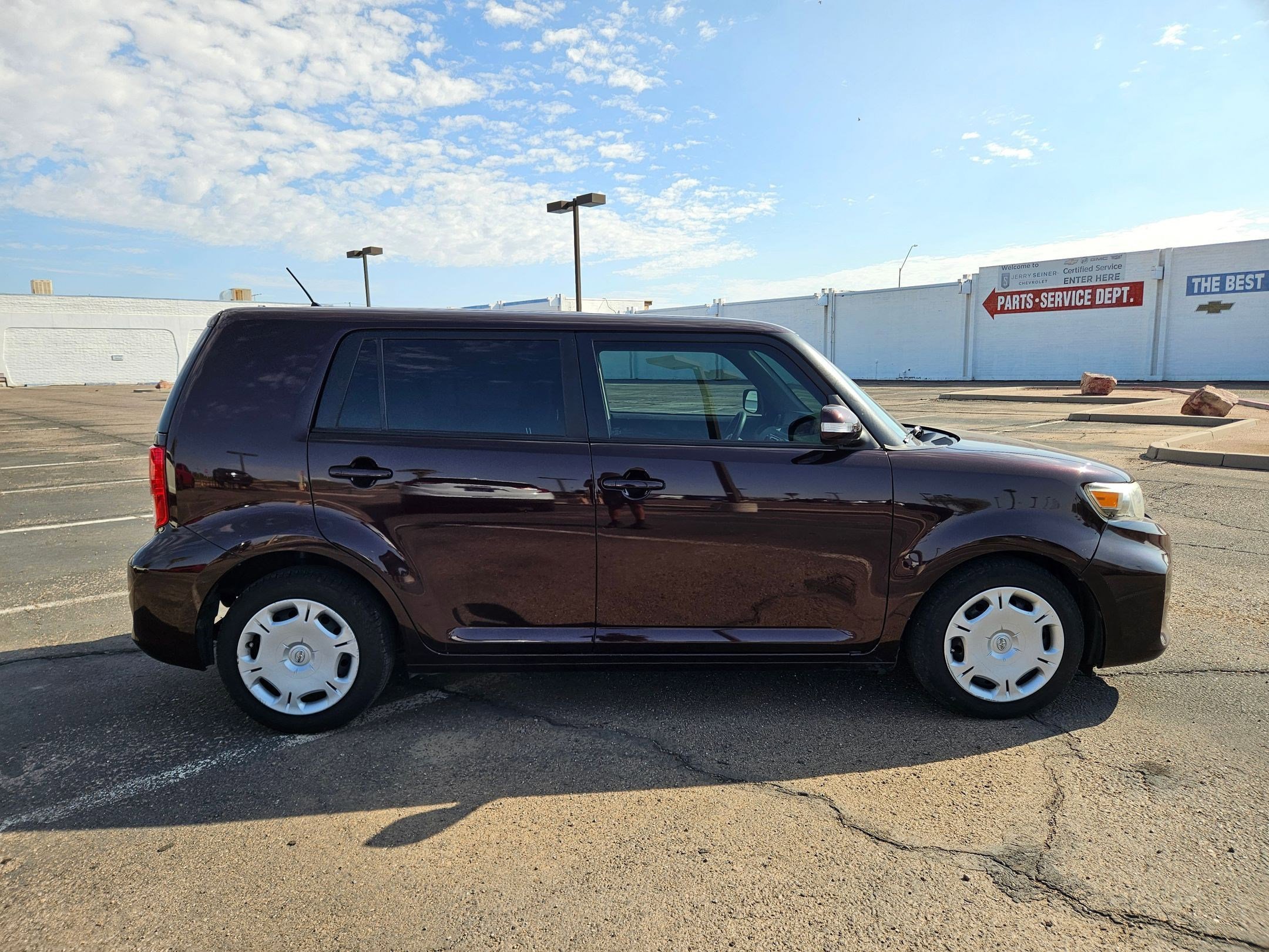 2013 Scion xB photo 5