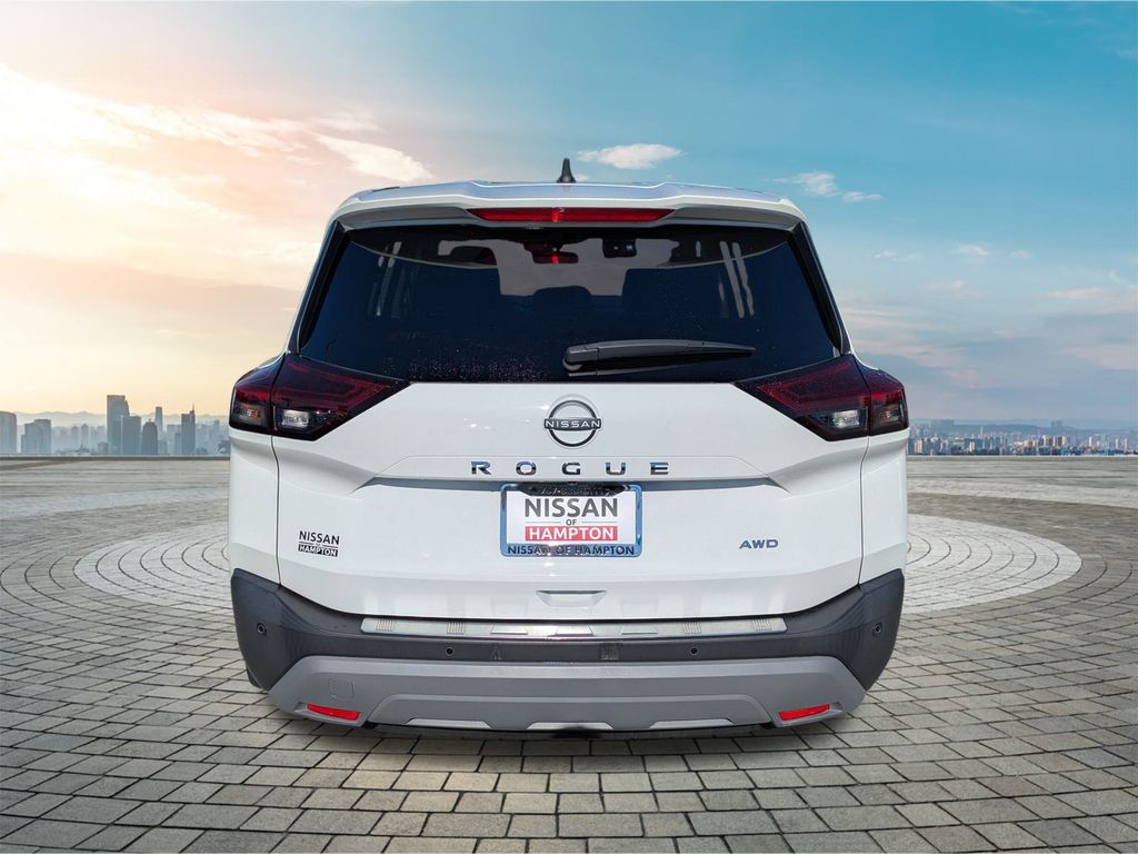 2023 Nissan Rogue S photo 3