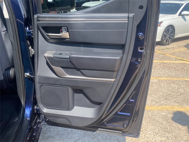 2022 Toyota Tundra SR5 photo 12