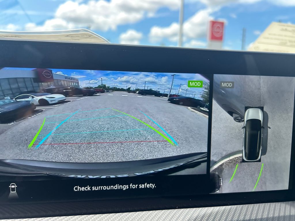 2026 Nissan Kicks SR photo 29