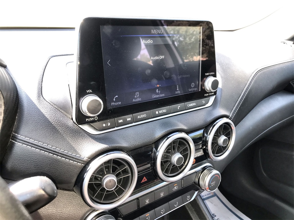 2024 Nissan Sentra SV photo 16