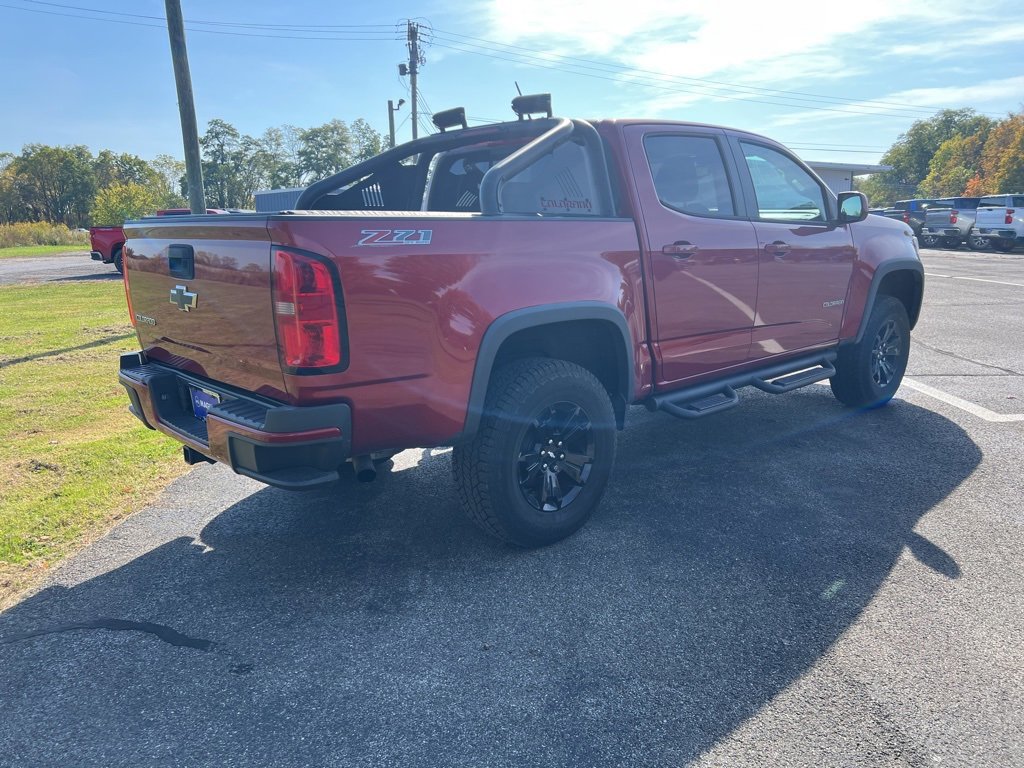 2016 Chevrolet Colorado Z71 photo 3