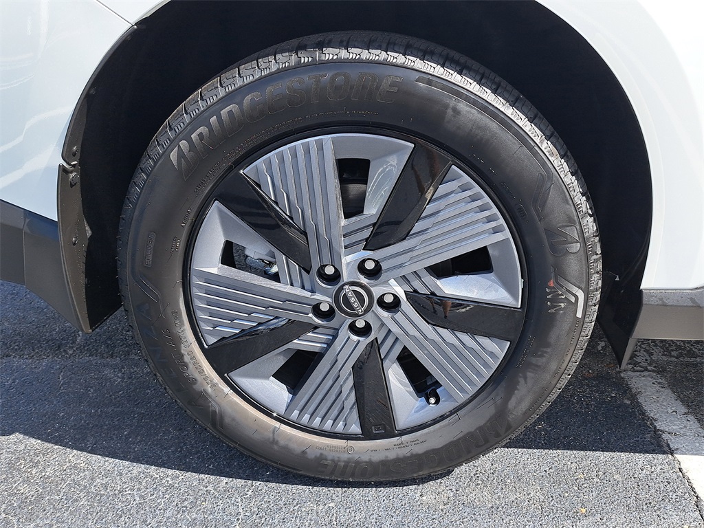 2025 Nissan Murano SL photo 8