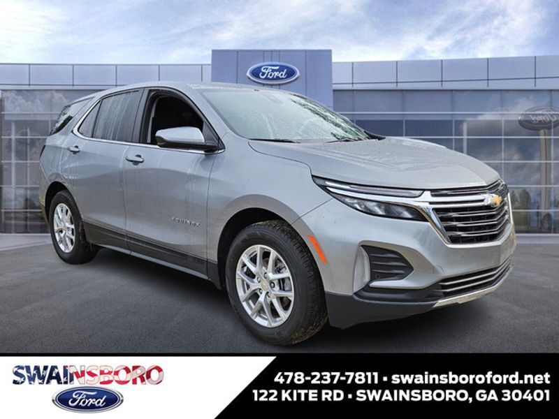 2024 Chevrolet Equinox LT's photo