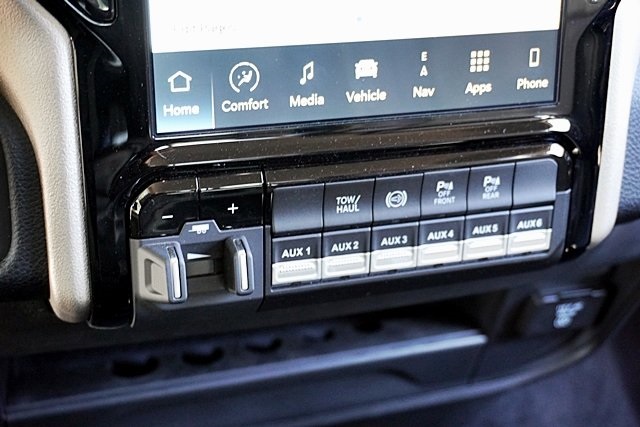 2024 Ram 3500 Laramie photo 26