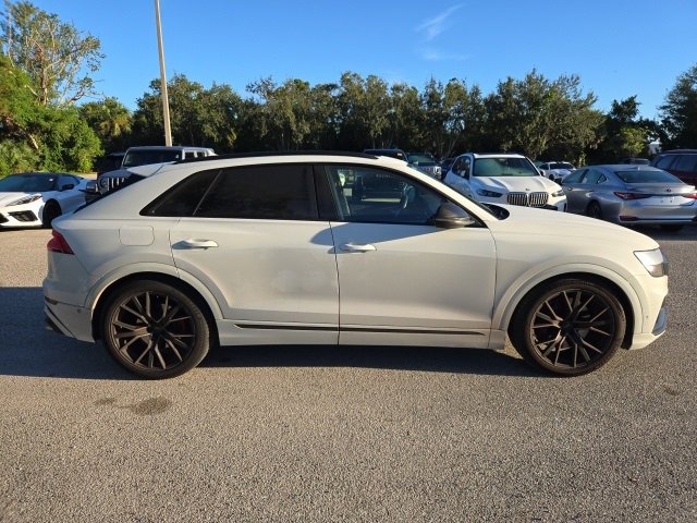 2023 Audi SQ8 Prestige photo 5
