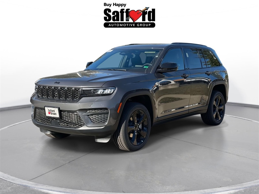 2025 Jeep Grand Cherokee Altitude's photo