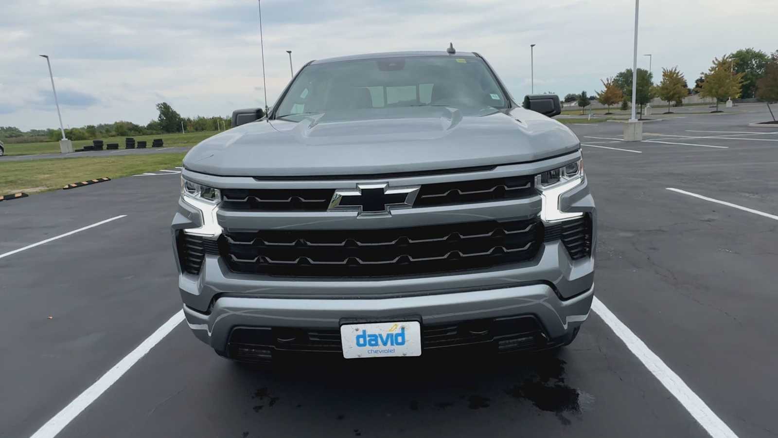 2026 Chevrolet Silverado 1500 RST photo 2