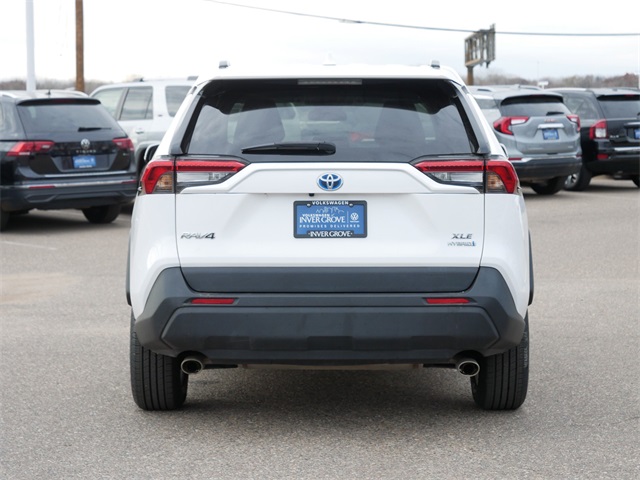 2021 Toyota RAV4 Hybrid XLE photo 4