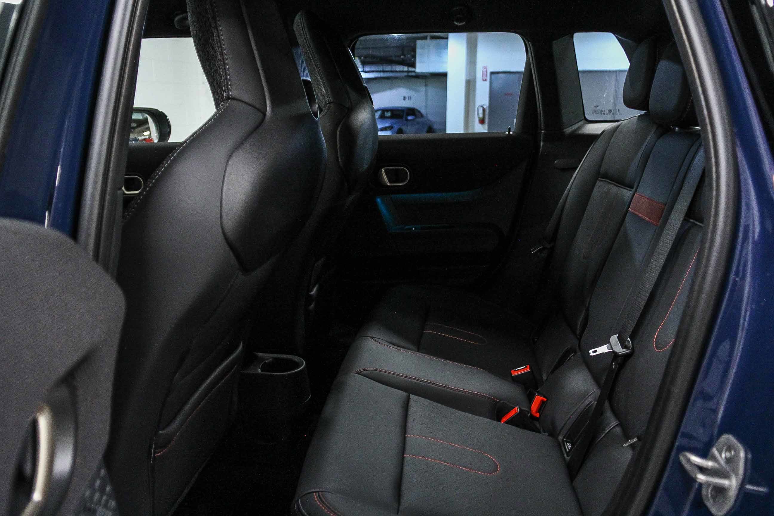 2026 Mini Cooper Hardtop S 4 Door Iconic photo 16