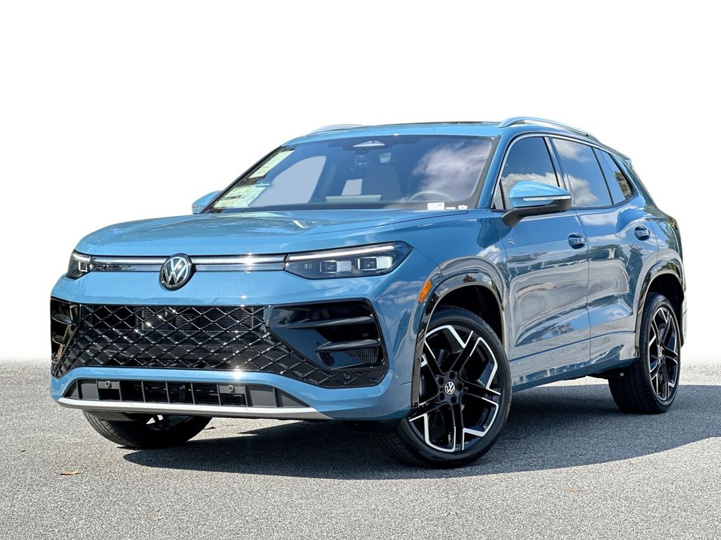 2026 Volkswagen Tiguan SEL R-LINE TURBO's photo