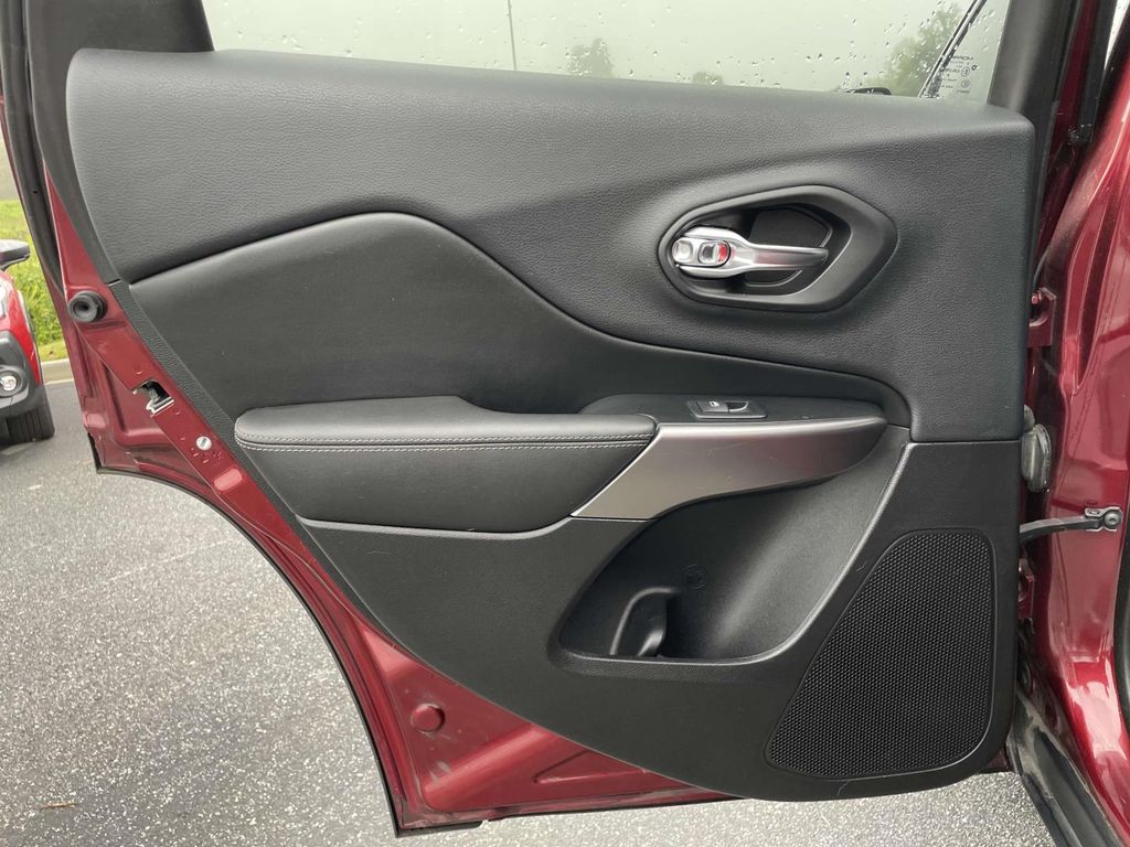 Used 2019 Jeep Cherokee Limited with VIN 1C4PJLDB4KD273365 for sale in Fletcher, NC