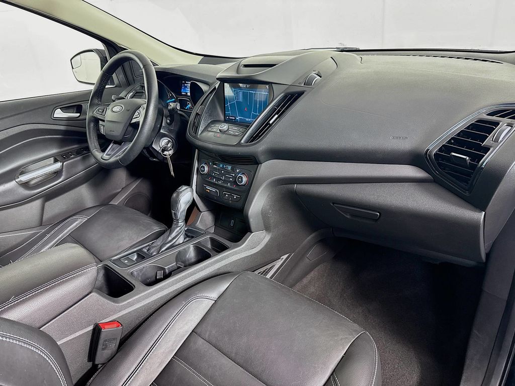2018 Ford Escape SEL photo 33