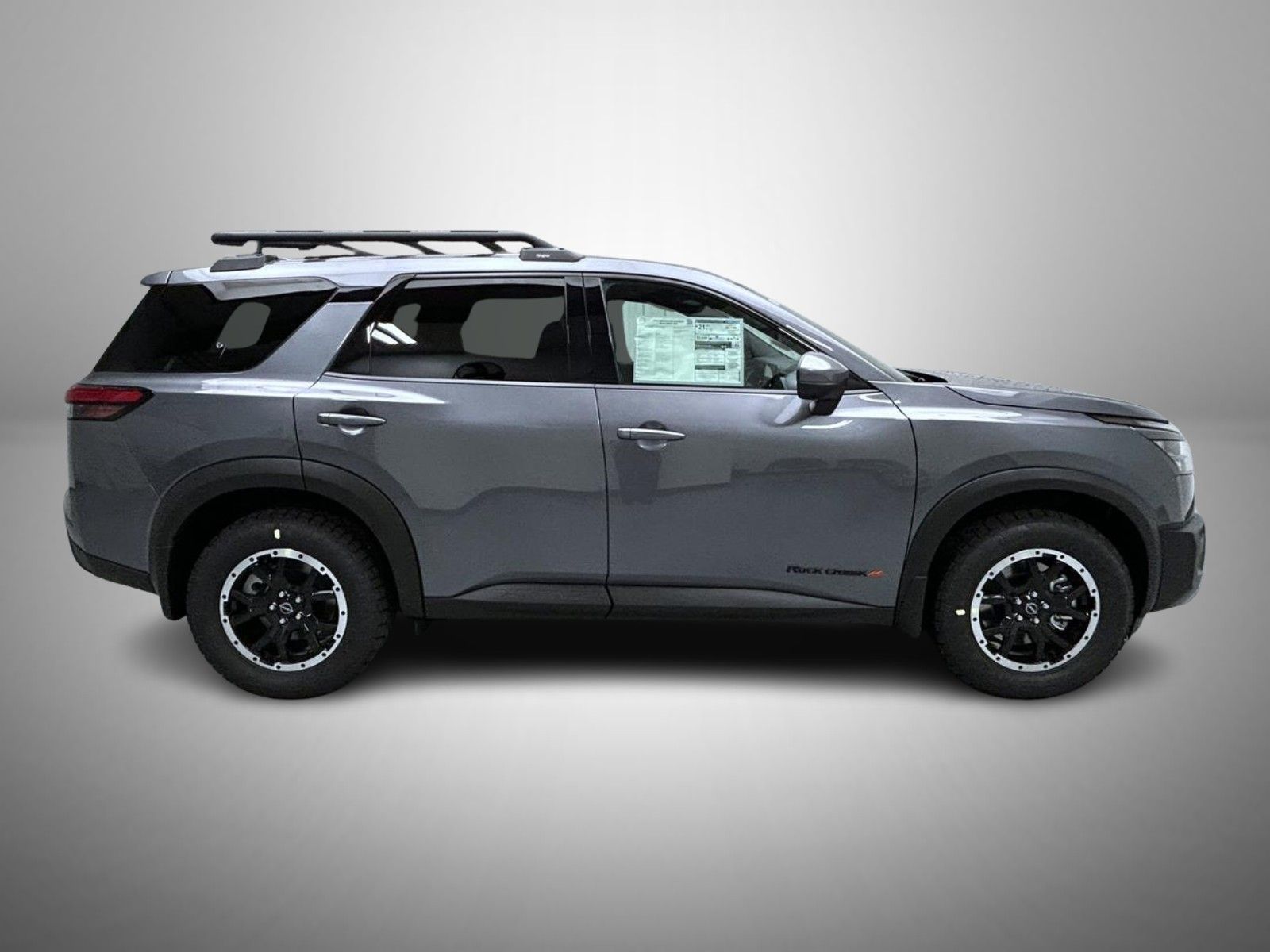 2025 Nissan Pathfinder SV photo 2