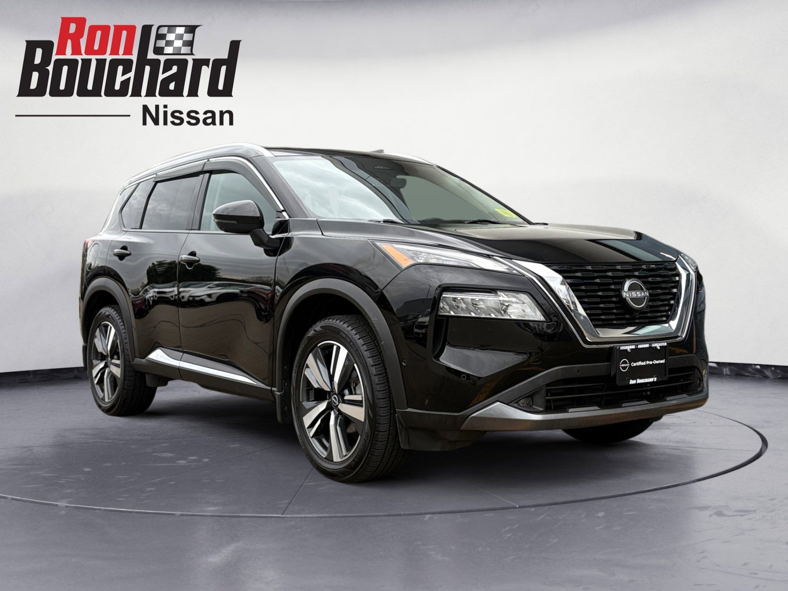 2022 Nissan Rogue SL's photo
