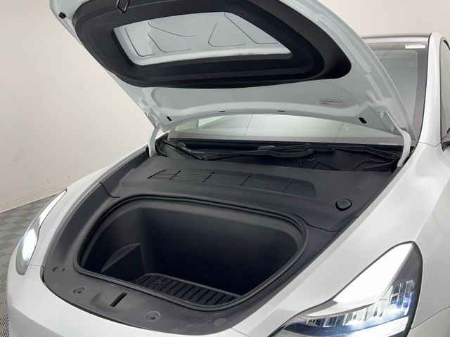 2023 Tesla Model Y Long Range photo 3