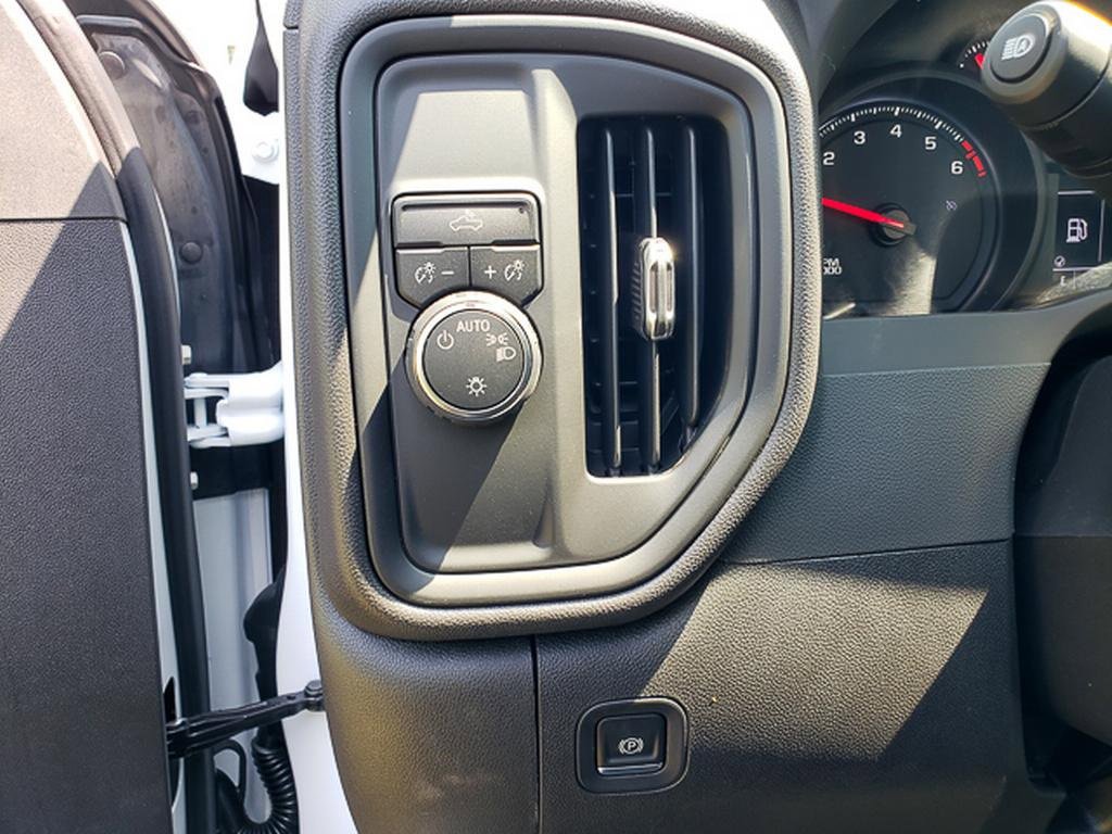 2025 Chevrolet Silverado 1500 photo 12