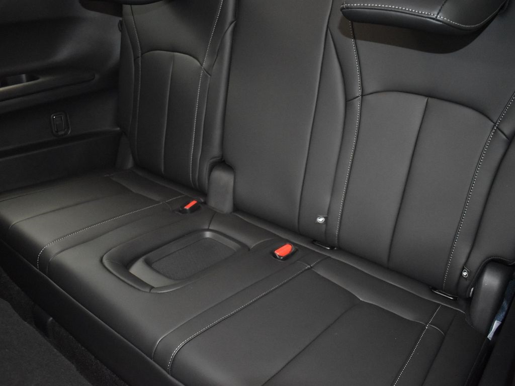 2025 Infiniti QX60 Pure photo 15