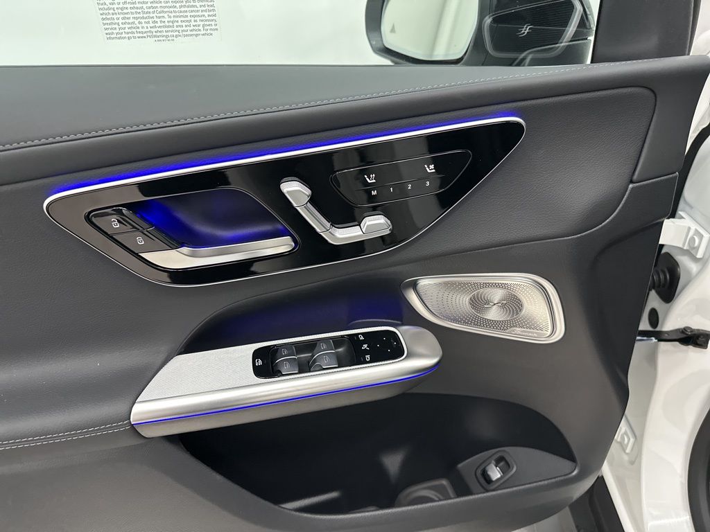 2026 Mercedes Benz GLC 300 4MATIC photo 7