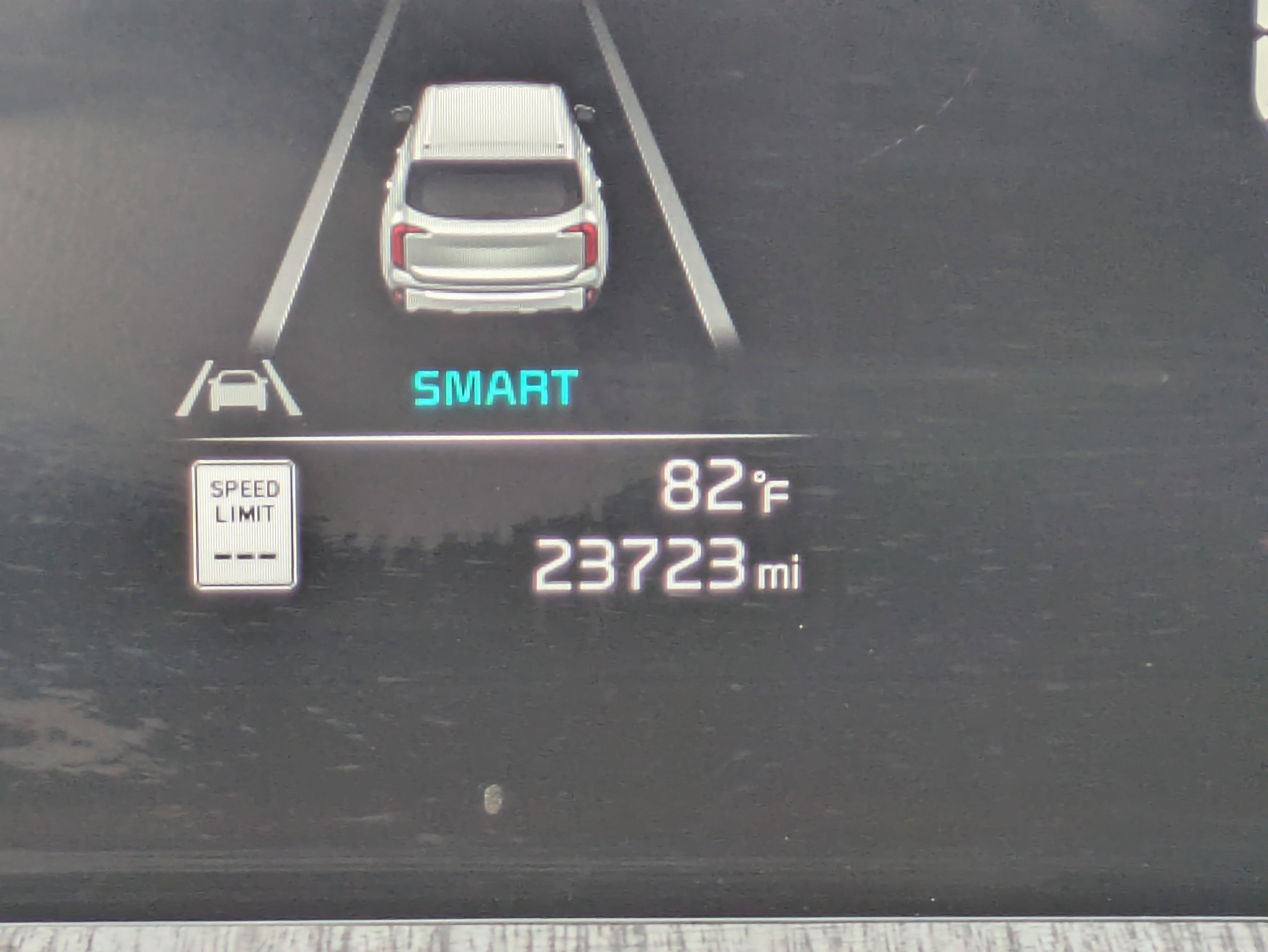 2024 Kia Telluride EX X-Line photo 2