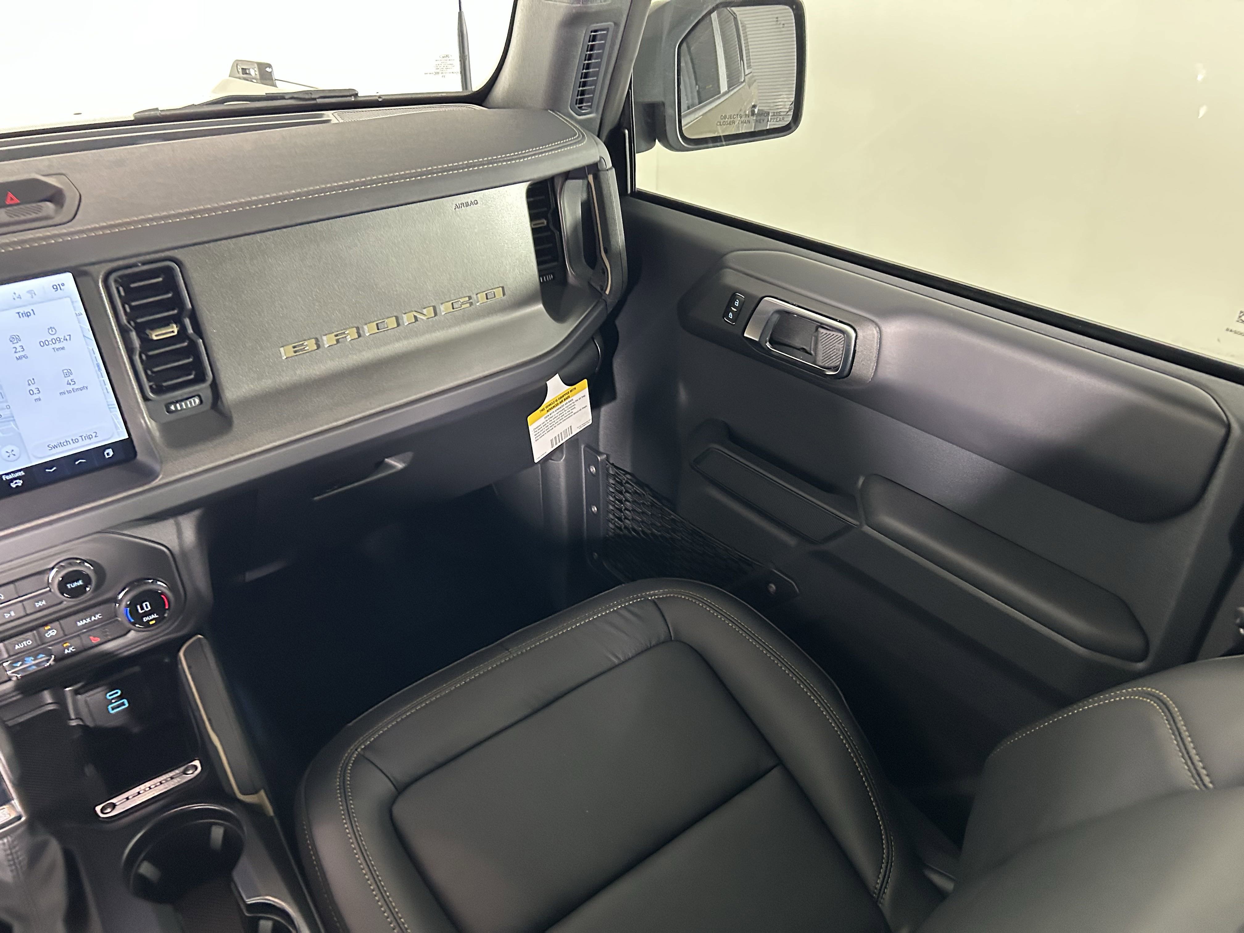 2025 Ford Bronco Badlands photo 4